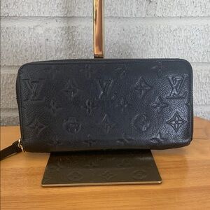 Louis Vuitton Noir Monogram Wallet
